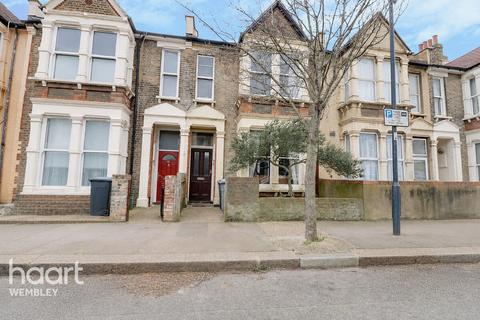 3 bed property, in Harley Road, £675,000