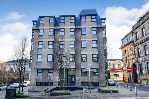 1 bed property, in Apartment 14 Regent House, £15,000