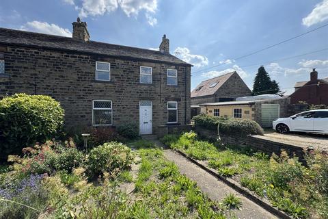 3 bed property, in Bar Lane, £220,000