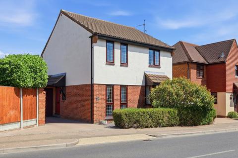 4 bed property, in Green Lane, £475,000