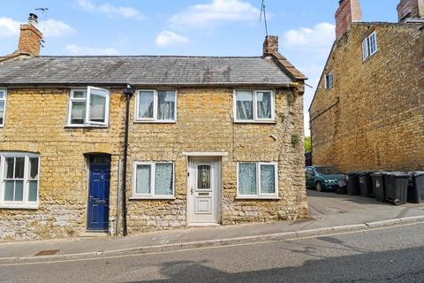 2 bed property, in Hermitage Street, £149,950