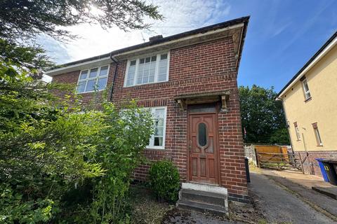 2 bed property, in 61, £77,000
