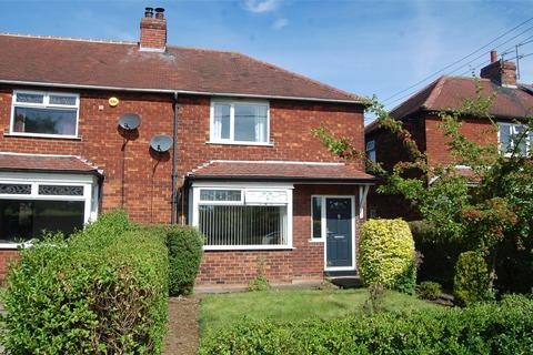 2 bed property, in Stokesley Road, £180,000
