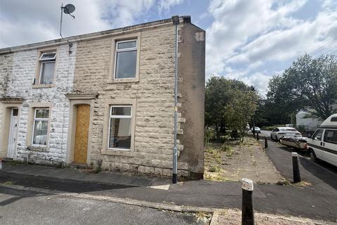 2 bed property, in 27 Grimshaw StreetChurchLancashire, £65,000