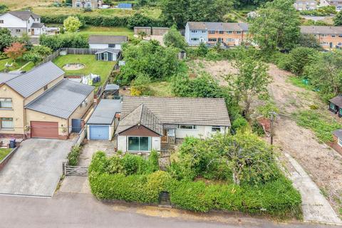 4 bed property, in Spring Terrace, £240,000
