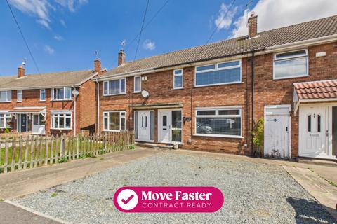 2 bed property, in Dunvegan Road, £130,000
