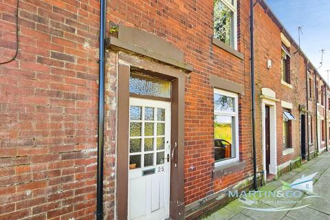 2 bed property, in Haslam Street, £90,000