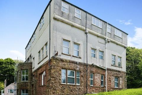 1 bed property, in Flat 10 Glenholme, £5,000