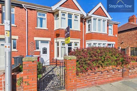 3 bed property, in Johnsville Avenue, £140,000