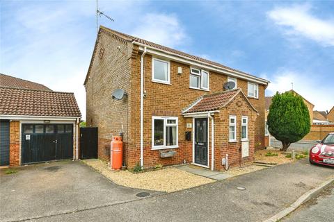 3 bed property, in Aylmer Drive, £200,000