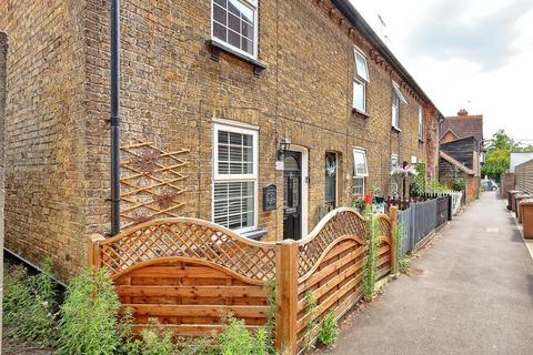 2 bed property, in Buryfield Terrace, £260,000