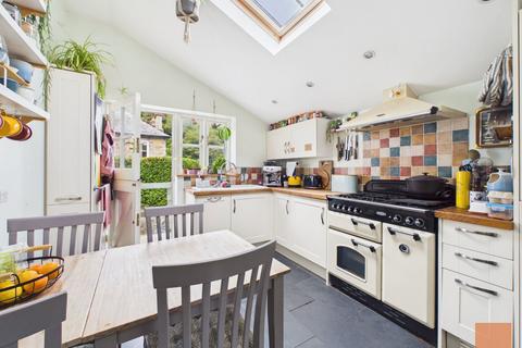 2 bed property, in Rosemundy, £380,000