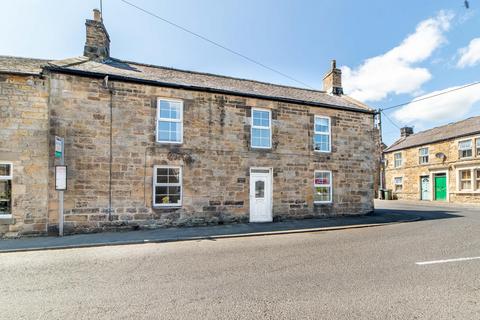 5 bed property, in Hexham Road, £275,000