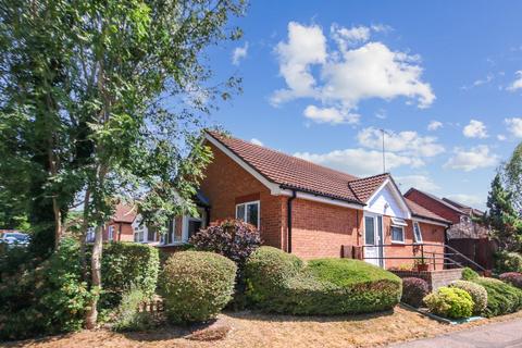 3 bed property, in Mindelheim Avenue, £500,000