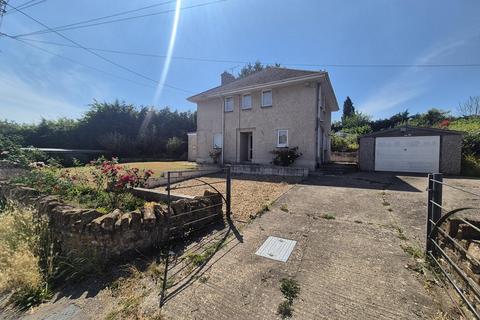 3 bed property, in Shiremoor Hill, £325,000
