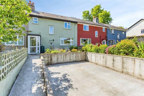 3 bed property, in Bossell Road, £250,000