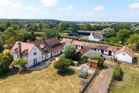 4 bed property, in Redditch B96, £1,400,000