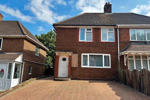 3 bed property, in Lambeth Road, £250,000