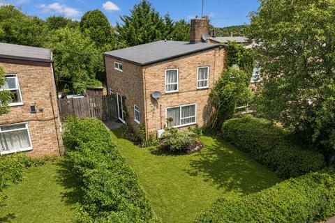 3 bed property, in Dawley, £325,000