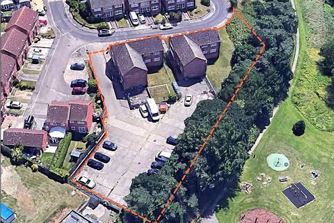 12 bed property, in Lakeside Road, £1,250,000
