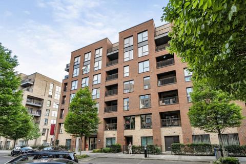 1 bed property, in Jasmin House, £345,000
