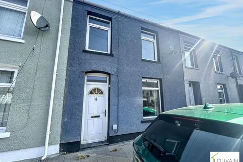 3 bed property, in Walter Street, £95,000