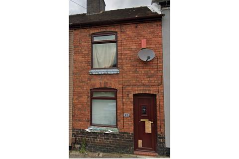 2 bed property, in South Street, £84,000