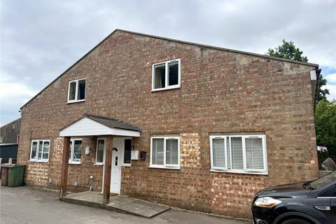 2 bed property, in Carnaby Covert Lane, £139,995