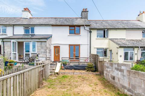 2 bed property, in St. Neot, £275,000