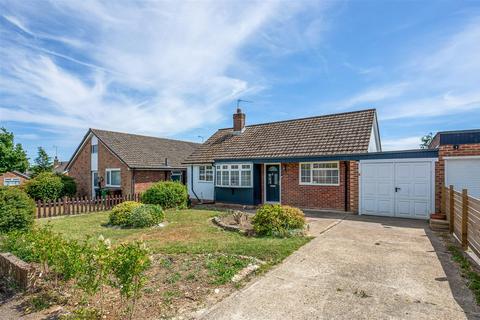 2 bed property, in Beech Way, £350,000