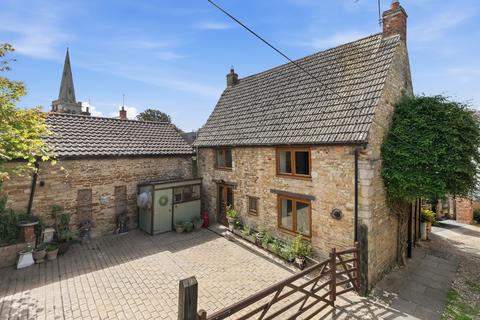 3 bed property, in West Street, £380,000