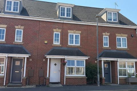 4 bed property, in Samian Close, £190,000