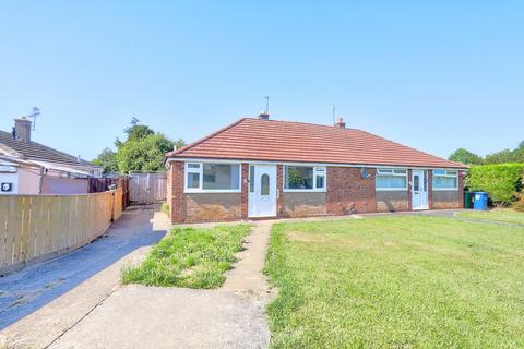 2 bed property, in Ripon Way, £150,000