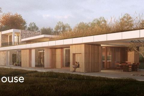 4 bed property, in Burnside House Building Plot, £400,000