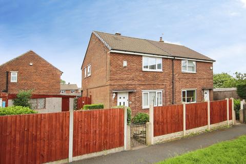 2 bed property, in Rufford Street, £180,000