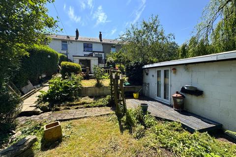 2 bed property, in Bluebell Cottage, £190,000