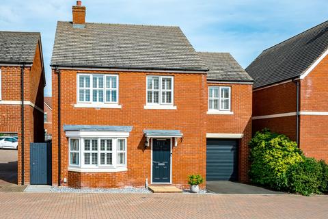 4 bed property, in Toronto Avenue, £410,000