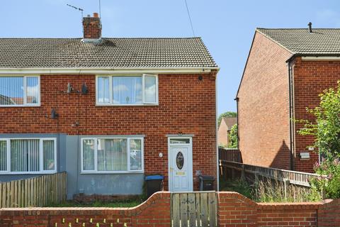 2 bed property, in Jasmine Avenue, £70,000