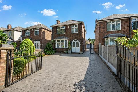 3 bed property, in Ilkeston Road, £325,000