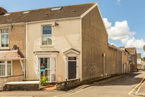 6 bed property, in George Street, £240,000