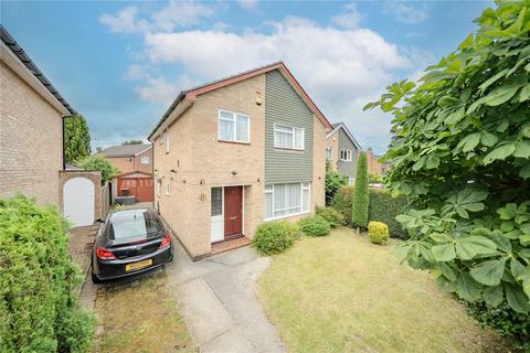 4 bed property, in Wentworth Avenue, £415,000