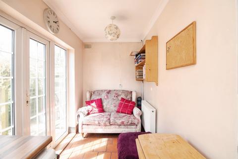 3 bed property, in Wilderness Lane, £300,000