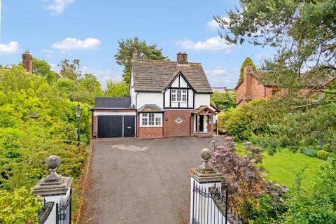 3 bed property, in Butley Lanes, £900,000