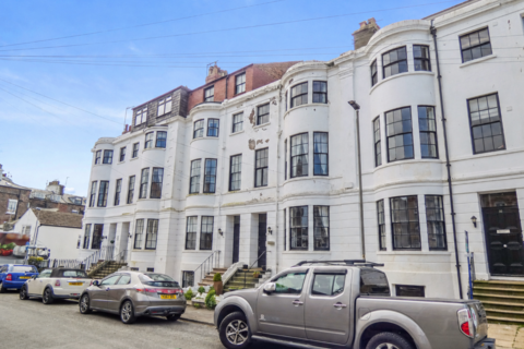 4 bed property, in 32C, £10,000