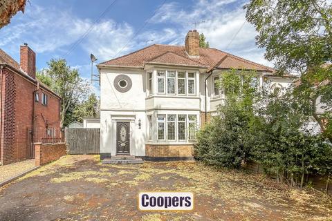 3 bed property, in Fletchamstead Highway, £349,500