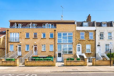 2 bed property, in Manbey Park Road, £375,000