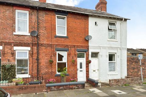 2 bed property, in Adelaide Street, £119,950