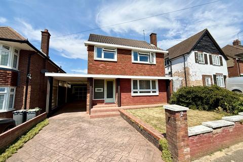 3 bed property, in Honeygate, £400,000