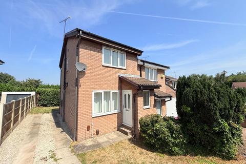2 bed property, in Rothbury Way, £160,000