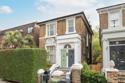 2 bed property, in 30 West End Lane, £380,000